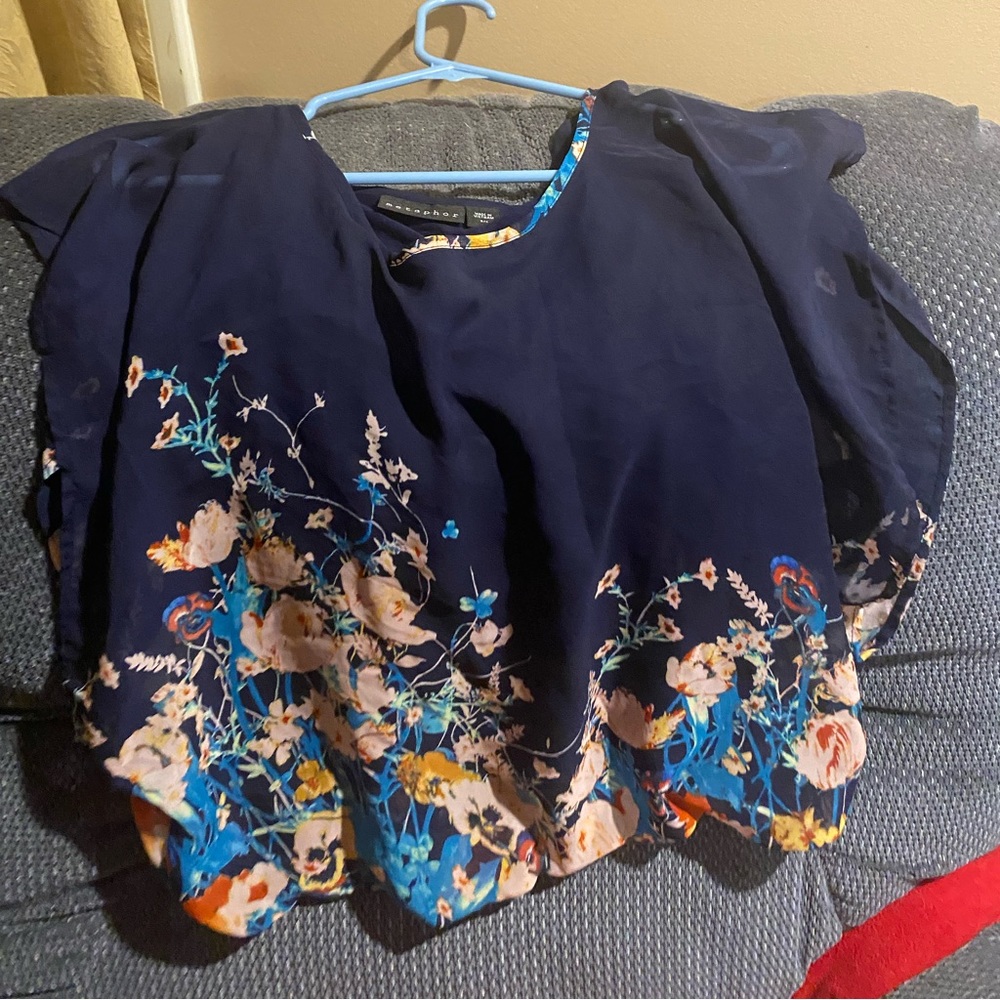 Tanktop slip inside of beautiful floral flow - Picture 5 of 6